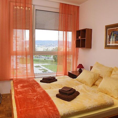 Prestige Apartman Zagabria Esterno foto
