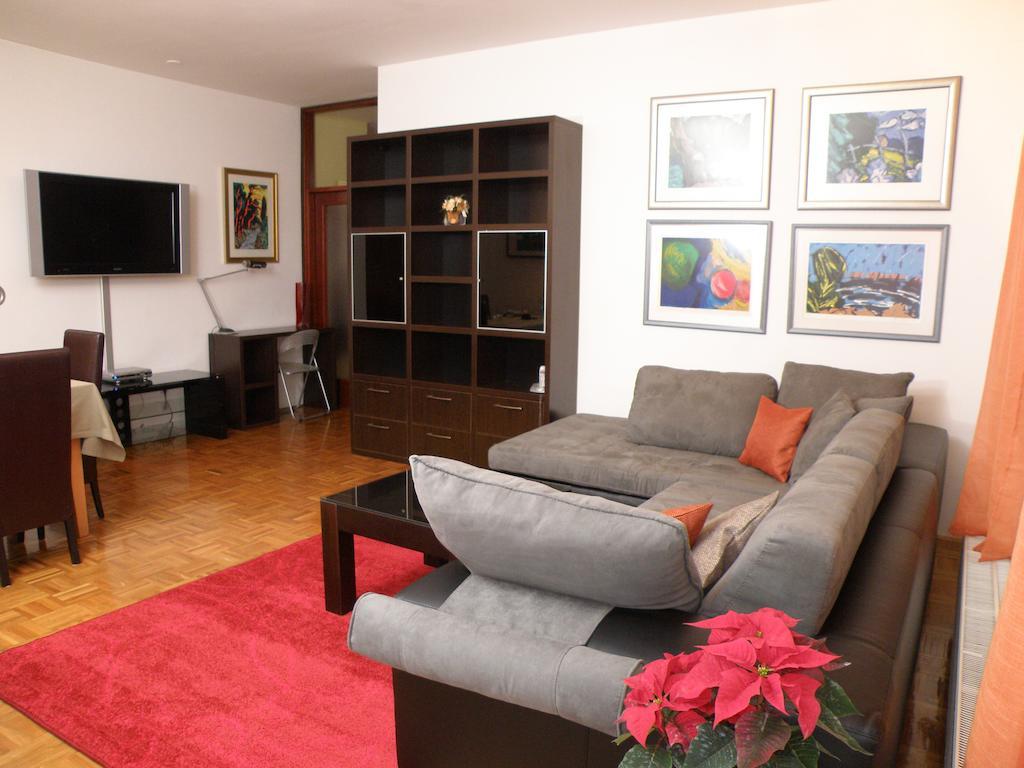 Prestige Apartman Zagabria Esterno foto